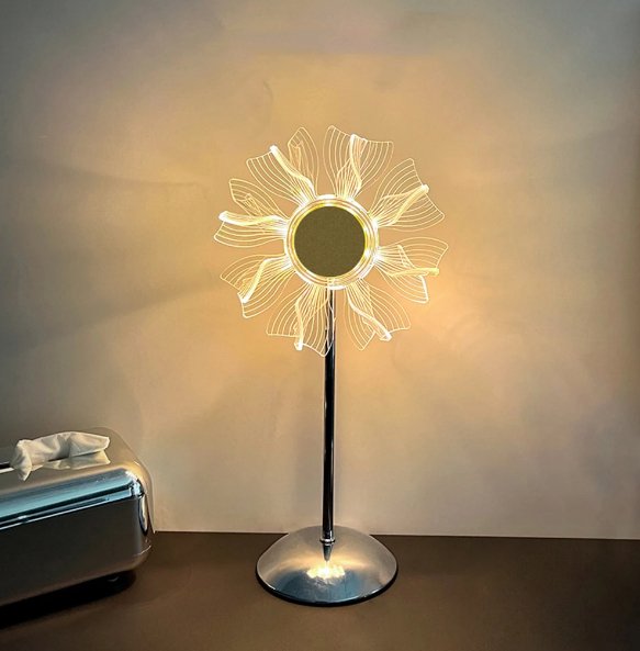Windmill Sunflower LED Crystal Lamp - Radiant Elegance